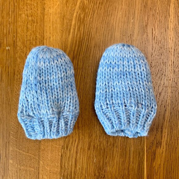 NUTMEG UK Knit Baby Hat & Mittens Set 3-6 Mos Infant Fleece Lined Bundle Purple - Picture 6 of 8